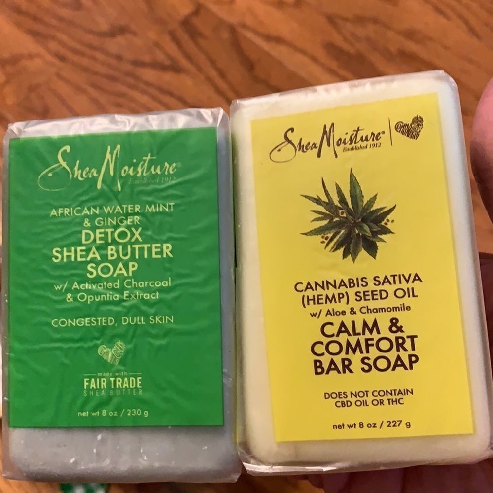 Gift Basket with soaps - Picture 4 of 5